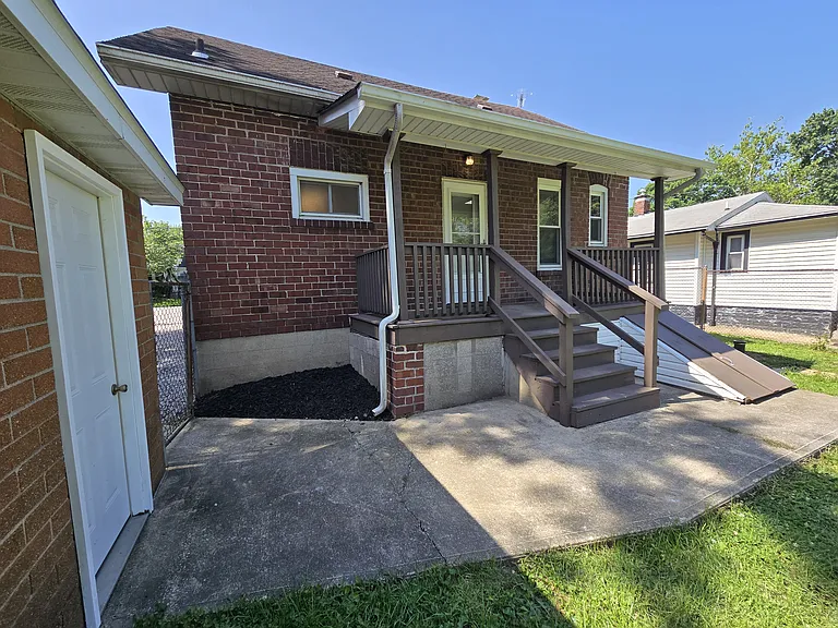 3532 Fullerton Ave — Photo 13