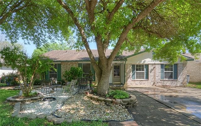 1st image of 7001 Skynook Dr