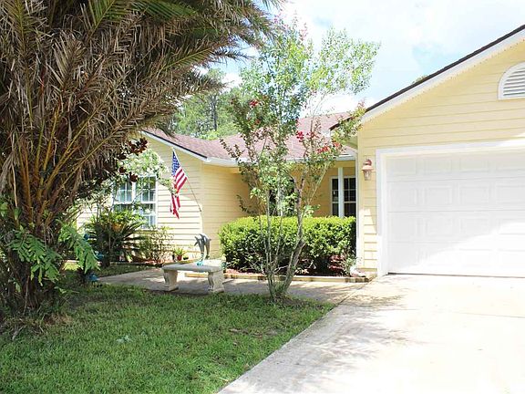 2nd image of 3611 Saddle Brook Ln