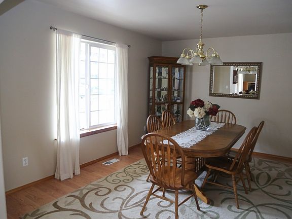 3rd image of 1706 79th Ct SE