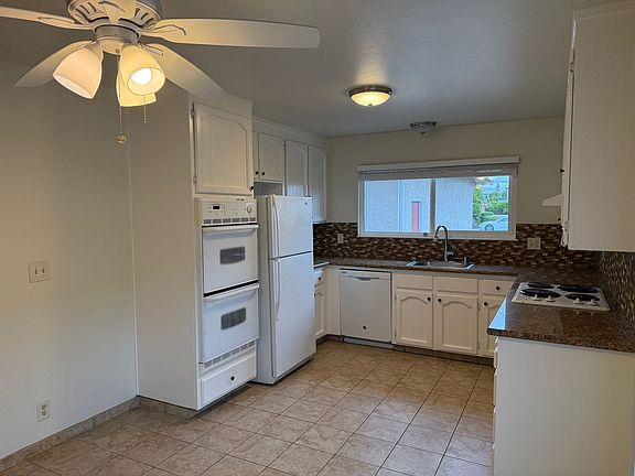 4th image of 620 Calero Ave