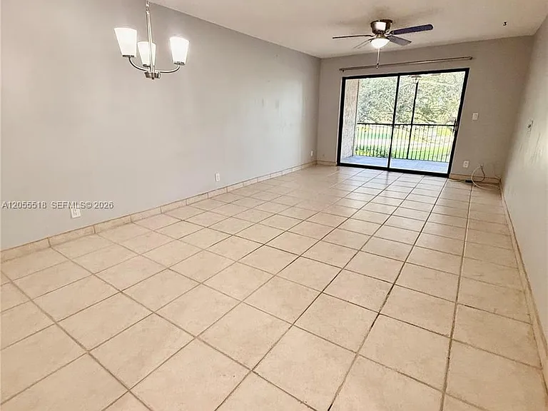 200 Jacaranda Country Club Dr #4B — Photo 7