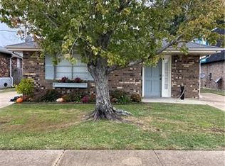 2130 Edenborn Ave, Metairie, LA 70001
