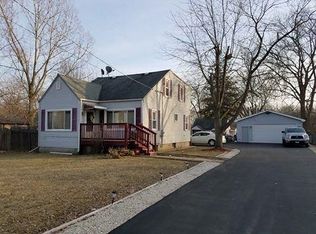 3175 27th St, Zion, IL 60099