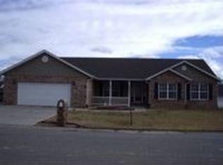 308 Sleeping Indian Dr, Freeburg, IL 62243