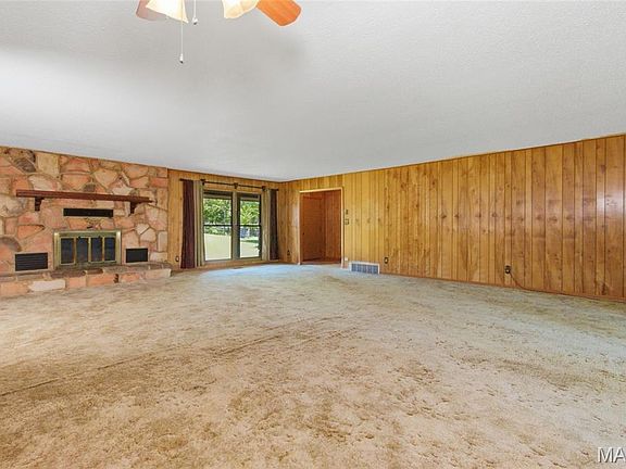 4th image of 15556 Slab Spring Dr