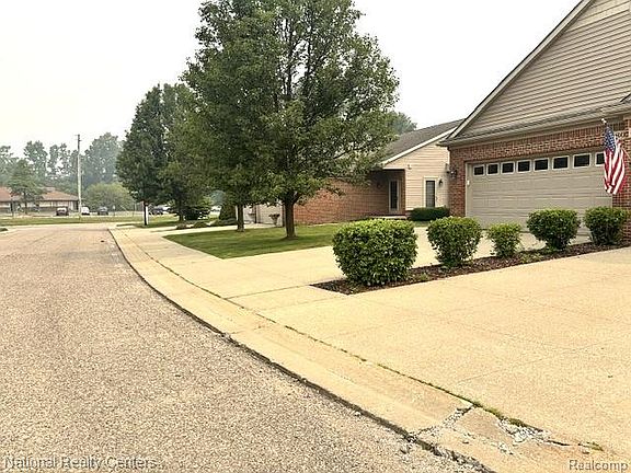 4th image of 809 Chelsea Ridge Ct