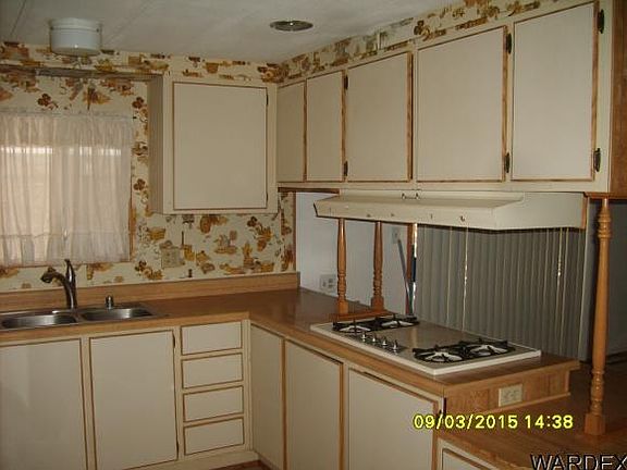 3rd image of 814 Turney Dr