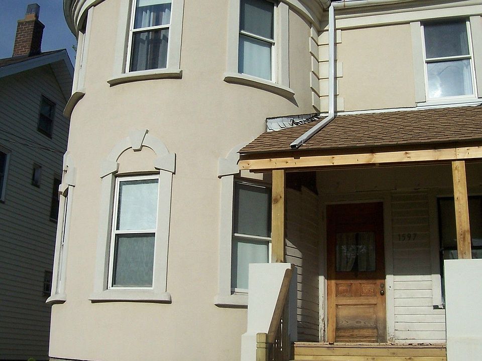 1st image of 1597 Winton Ave