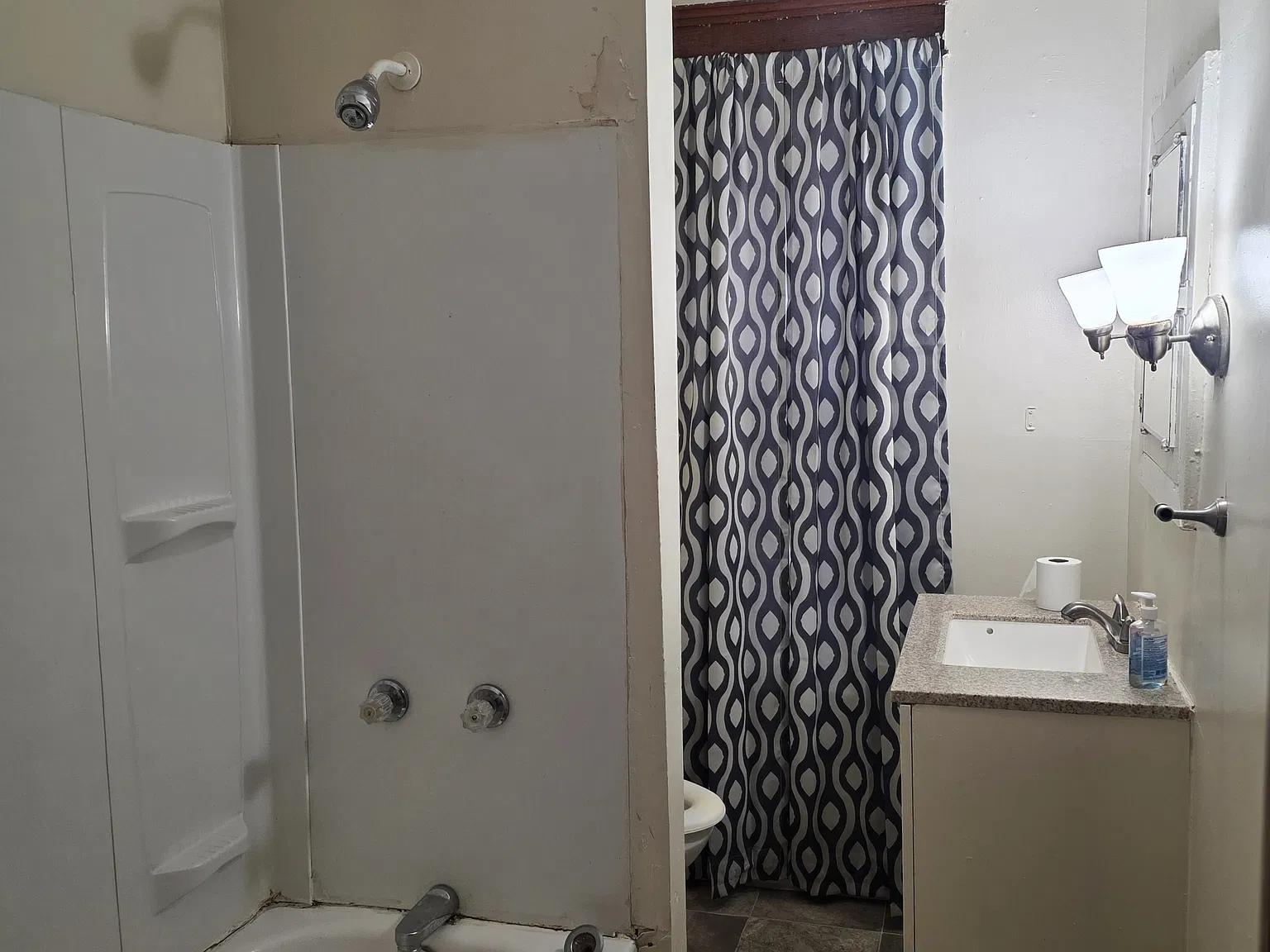 3 bed, $1,325 — Photo 3