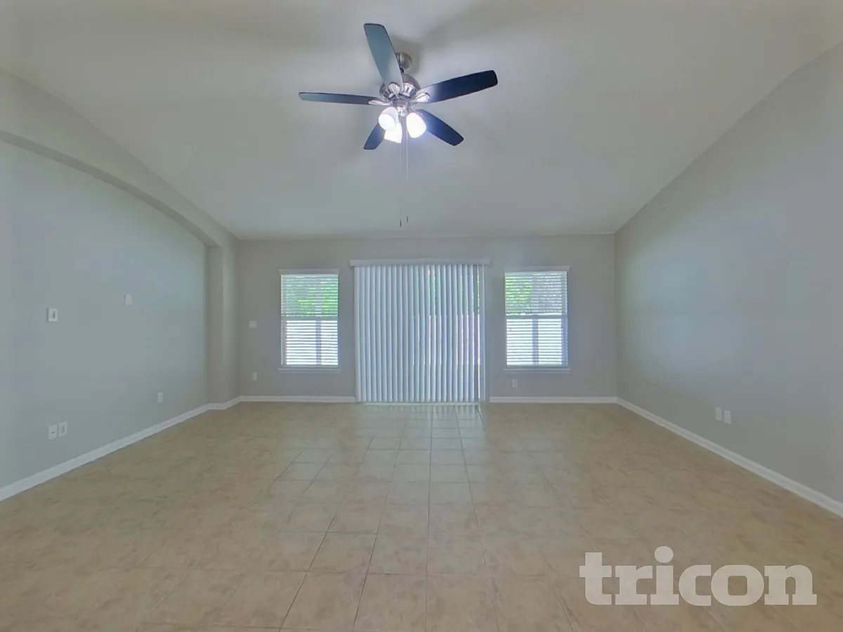 Building Photo - 86301 Fortune Dr