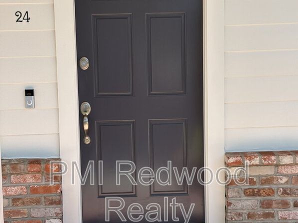 24 Hilltop Dr