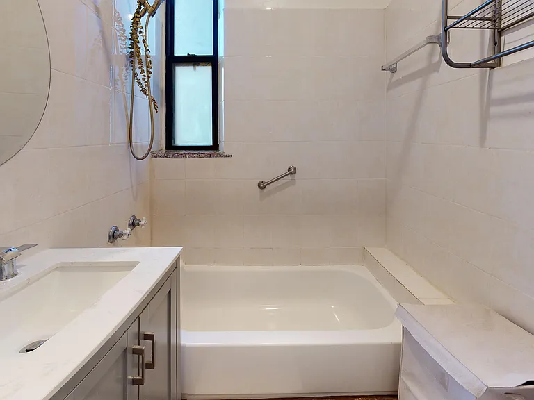 147-37 Beech Ave #1H — Photo 3