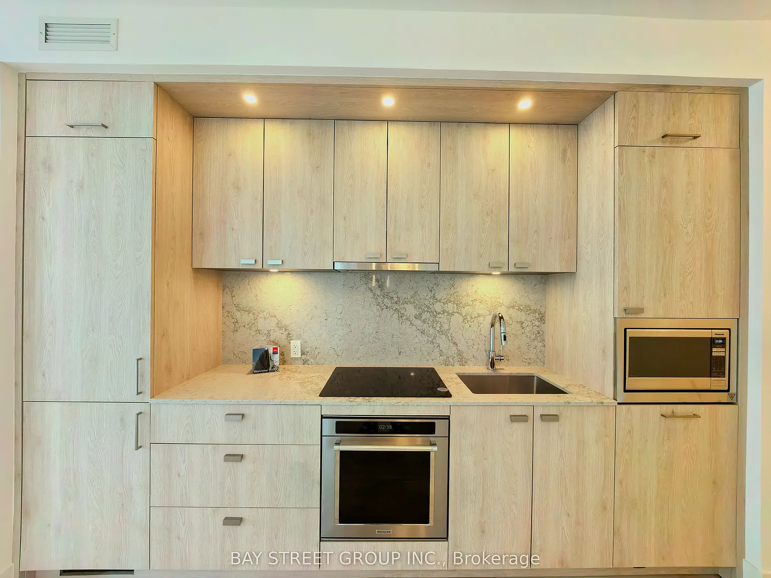 1 bed, $2,099 — Photo 3