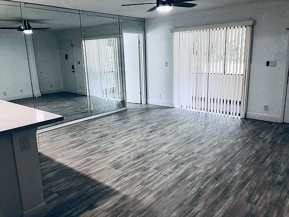 5th image of 4181 S 57th Ave APT D