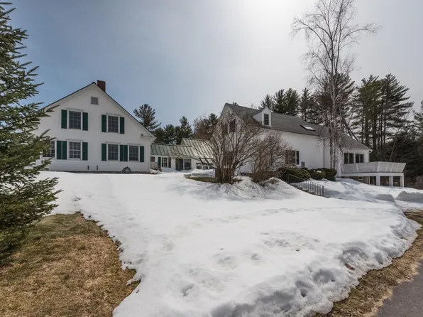 10 & 6 Monument Place, Wilmot, NH 03287