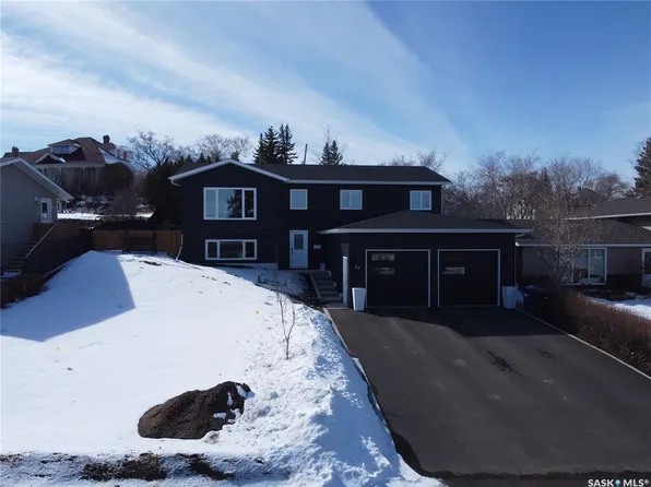 21 1st AVENUE W, Battleford, SK S0M 0E0