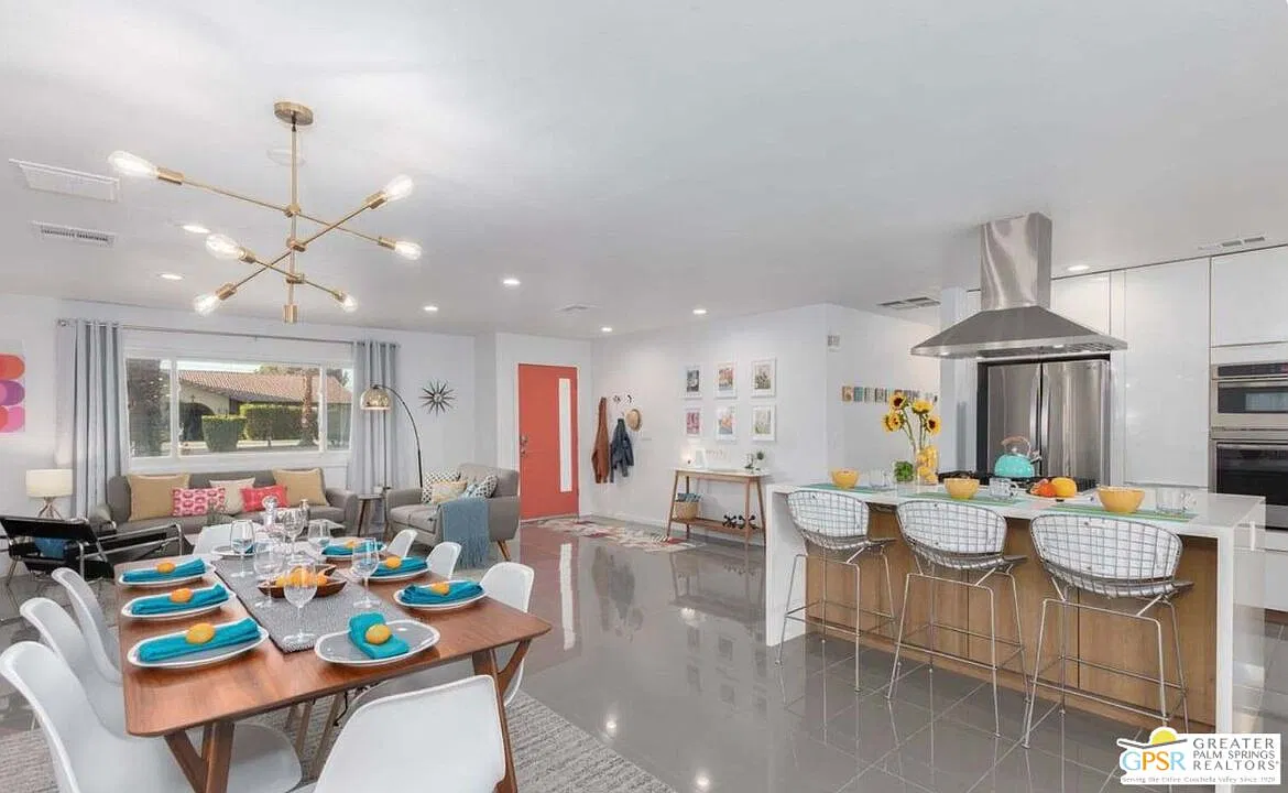 4 bed, 3.0 bath, 1812 sqft, $7,550 — Photo 2