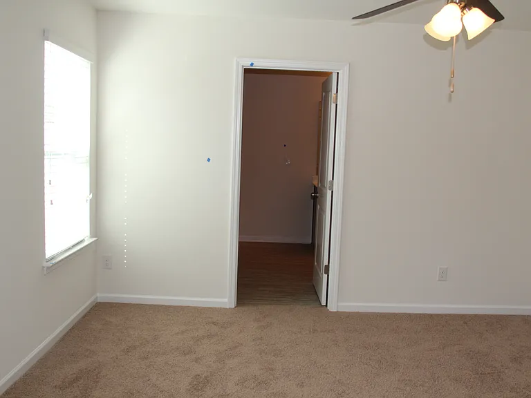 6817 Broad Valley Ct — Photo 7
