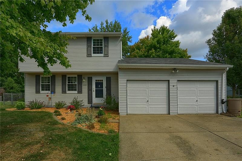 1st image of 111 Bellford Dr
