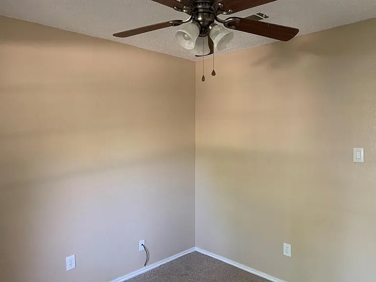1522 Sunswept Ter — Photo 11