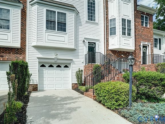 3rd image of 3012 Stratford Townes Dr