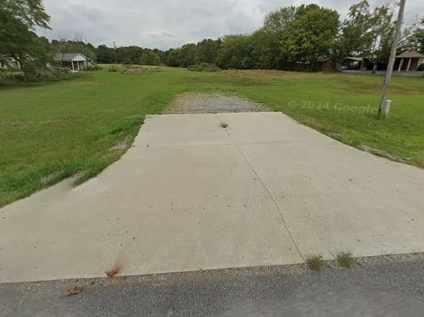 7001 Highway 68 E, Benton, KY 42025