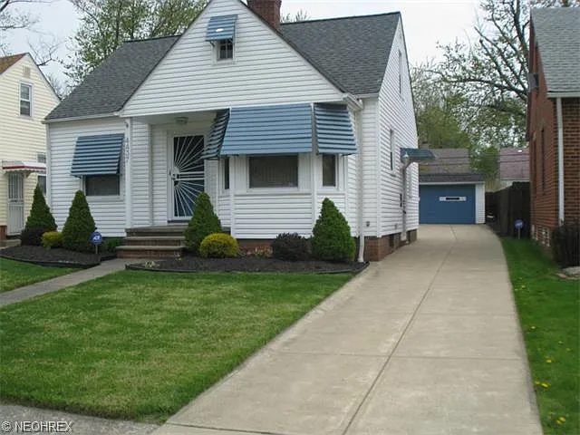 4437 Ingleside Rd photo 1