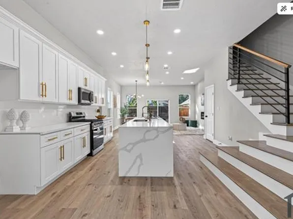4115 Yale St, Houston, TX 77018