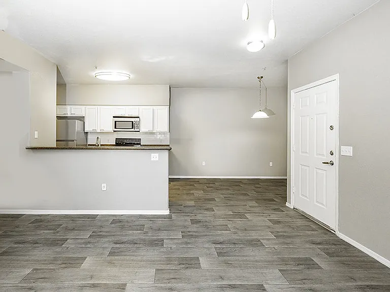 Town Center Apartments — Photo 8