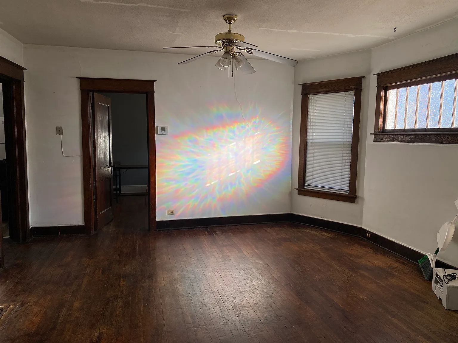 2 bed, 1000 sqft, $1,400 — Photo 3