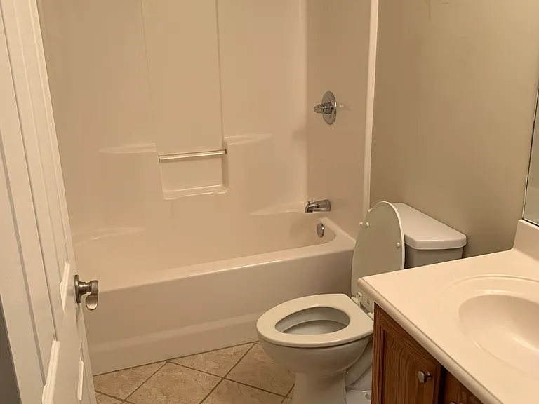 667 Ridgecrest Rd — Photo 1