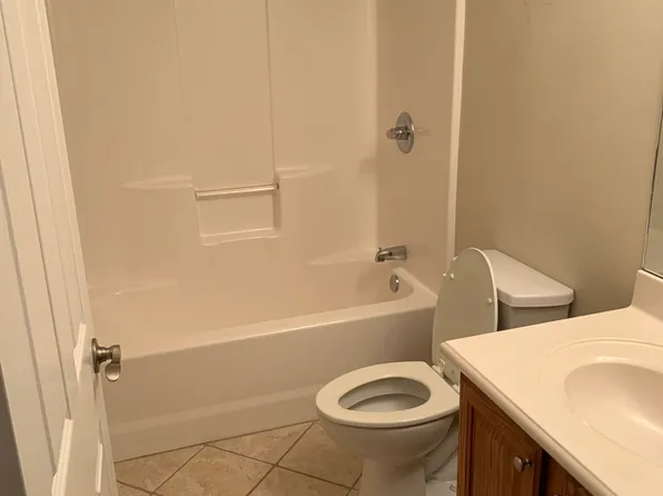 667 Ridgecrest Rd, Jonesborough, TN 37659