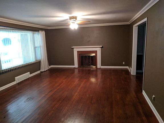 4th image of 3916 W Woodway Dr