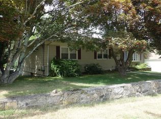 101 Borden Ave, Johnston, RI 02919
