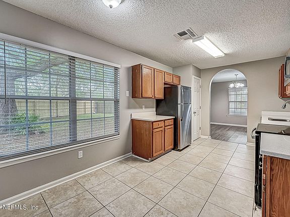 4th image of 1041 TOLKIEN Lane