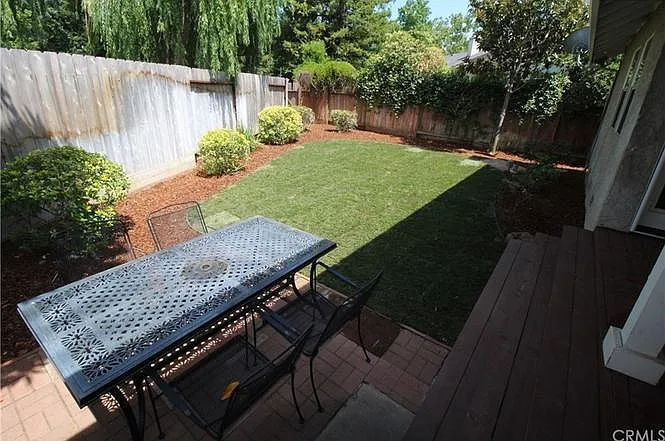 379 Brookside Dr — Photo 10