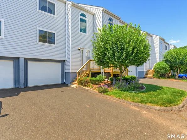 21 Wynwood Drive #21, Cromwell, CT 06416