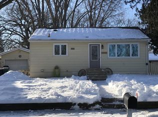 509 W Colvill St, Cannon Falls, MN 55009