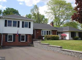 241 Forrest Dr, Chalfont, PA 18914