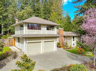 1730 Lopez Pl, North Saanich, BC V8L 4X5