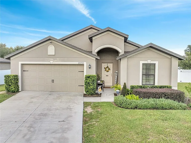 35733 Rose Moss Ave — Photo 2