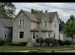 630 Dekalb Ave, Sycamore, IL 60178