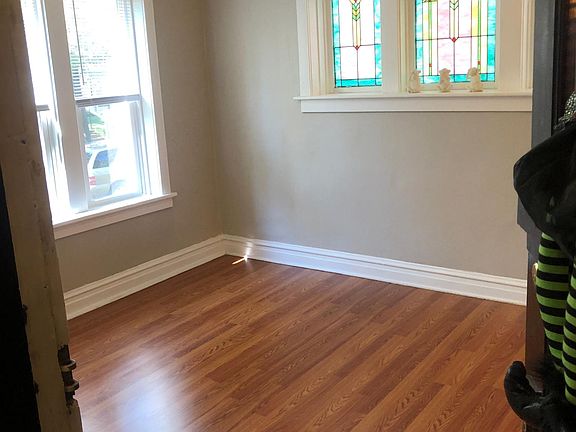 4th image of 4459 Russell Blvd APT 1W
