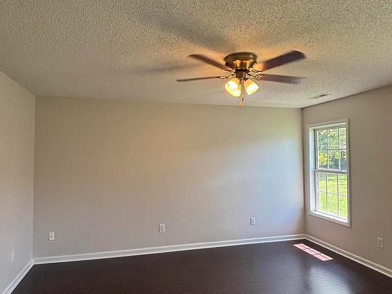 20 Walden Cir — Photo 28