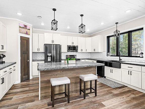 5th image of 5174 Upper Peterson Rd