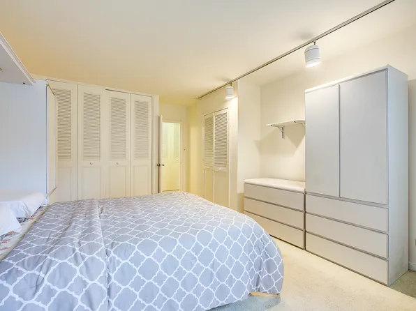 66-36 Yellowstone Boulevard image 11 of 19