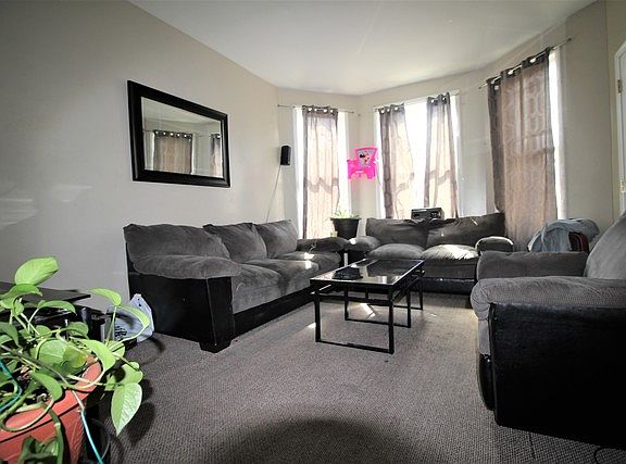 4th image of 2429 N Lorel Ave