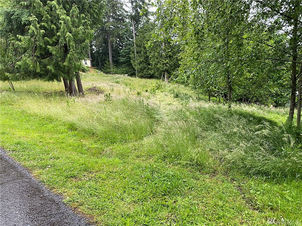 1st image of 9804 Windward Dr NW
