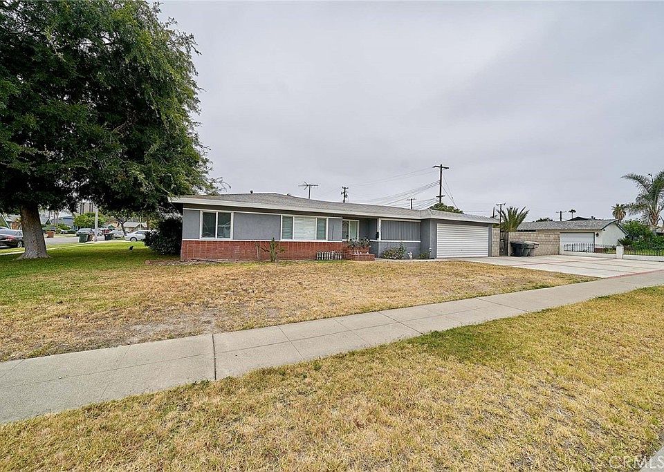 1st image of 12871 Sungrove St